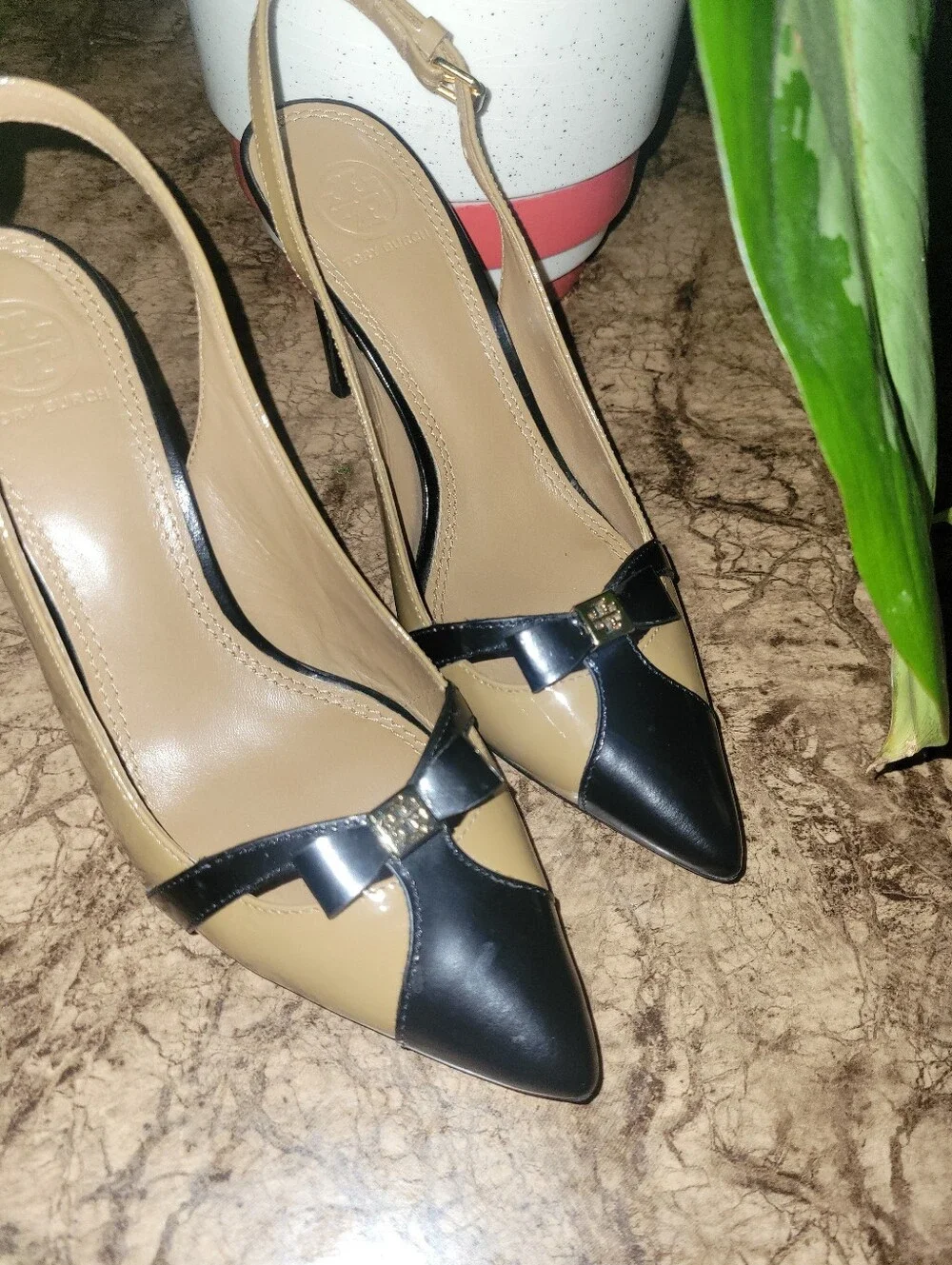 Tory Burch Leather Sling Back Pumps Black Camel 6